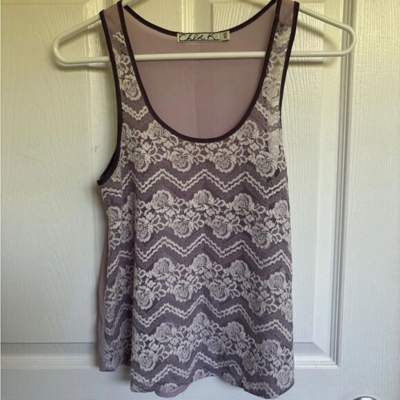 Purple lace tank - Picture 1 of 5